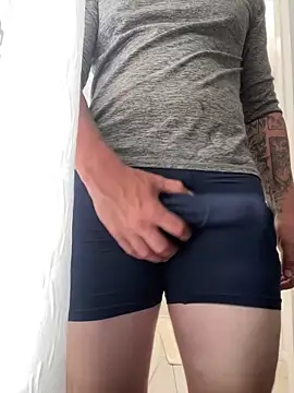 tcadle1824 online show from 17, 4, 2026