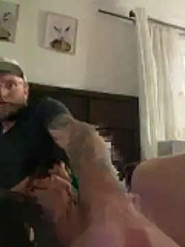 tcadle1824 online show from 23, 4, 2026