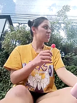 Snapshot of Danni_shy chatting on 27, 2, 2025 Danni shy online show from 27, 2, 2025