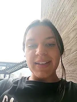 Snapshot of Danni_shy chatting on 4, 3, 2025 Danni shy online show from 4, 3, 2025