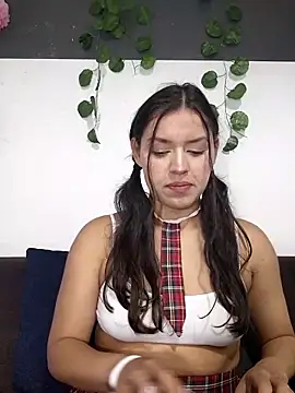 Snapshot of Danni_shy chatting on 9, 9, 2025 Danni shy online show from 9, 9, 2025