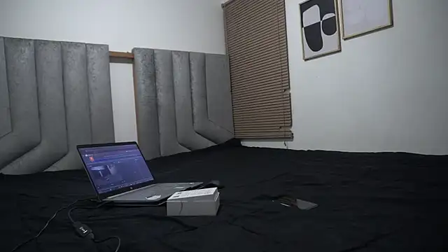 womantall99 online show from 31, 3, 2026