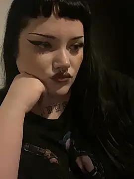 Snapshot of Gothicsiren chatting on 5, 1, 2025 Gothicsiren online show from 5, 1, 2025