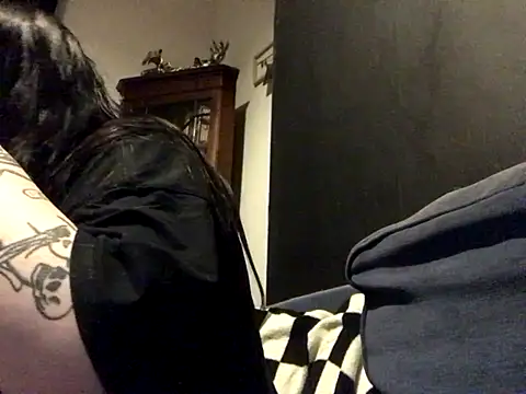 Snapshot of Gothicsiren chatting on 9, 9, 2025 Gothicsiren online show from 9, 9, 2025