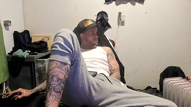 Snapshot of JamesMichael88 chatting on 10, 3, 2025 JamesMichael88 online show from 10, 3, 2025