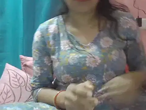 Snapshot of Hot-shanvi chatting on 21, 3, 2025 Hot-shanvi online show from 21, 3, 2025