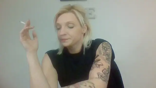 Snapshot of MegaVanyBunny chatting on 29, 12, 2024 MegaVanyBunny online show from 29, 12, 2024