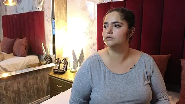 KRYSSTARITTER4 online show from 28, 9, 2025