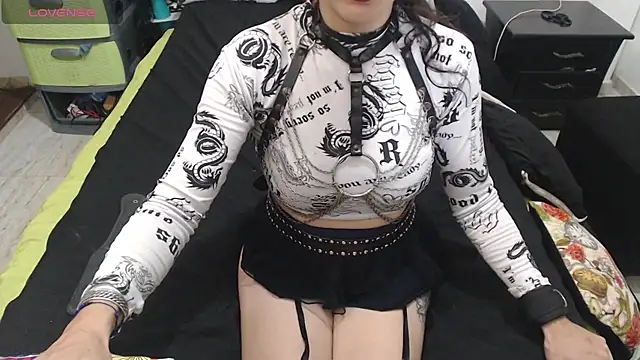 Snapshot of alice_angelfetish chatting on 11, 10, 2025 alice angelfetish online show from 11, 10, 2025