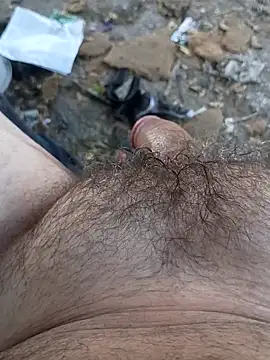 Snapshot of Cloudin_around chatting on 3, 10, 2025 Cloudin around online show from 3, 10, 2025