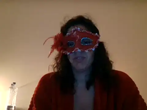 Snapshot of couple-tuga chatting on 31, 10, 2025 couple-tuga online show from 31, 10, 2025