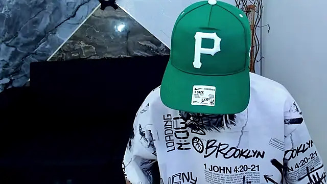 Snapshot of anyelo_waller chatting on 2, 1, 2025 anyelo waller online show from 2, 1, 2025