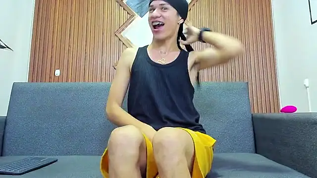 Snapshot of anyelo_waller chatting on 15, 1, 2025 anyelo waller online show from 15, 1, 2025