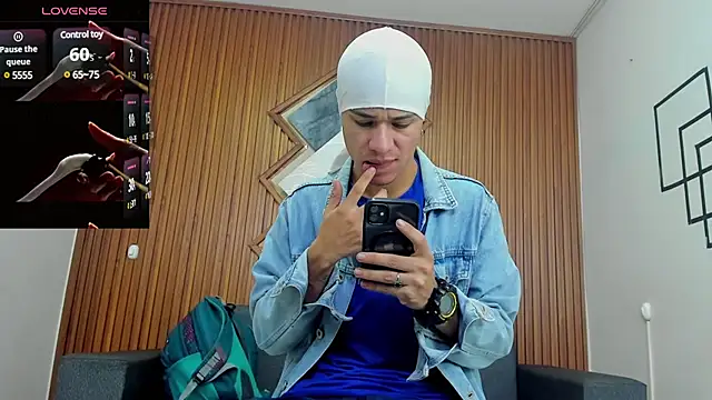 Snapshot of anyelo_waller chatting on 8, 2, 2025 anyelo waller online show from 8, 2, 2025