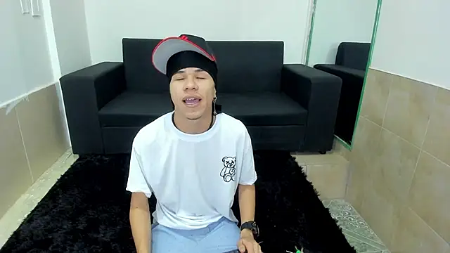 Snapshot of anyelo_waller chatting on 13, 3, 2025 anyelo waller online show from 13, 3, 2025