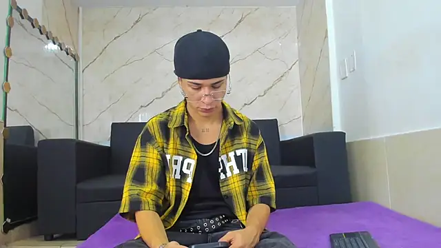 Snapshot of anyelo_waller chatting on 19, 9, 2025 anyelo waller online show from 19, 9, 2025