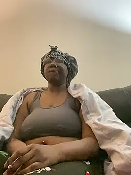 Snapshot of DamnBubbles chatting on 22, 1, 2025 DamnBubbles online show from 22, 1, 2025