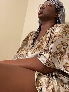 Snapshot of DamnBubbles chatting on 20, 3, 2025 DamnBubbles online show from 20, 3, 2025