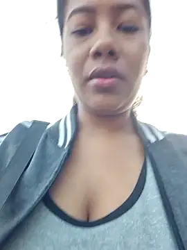 PaulaOrtiz 1 online show from 3, 12, 2025