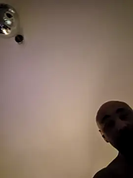 Snapshot of Insaneman1 chatting on 28, 11, 2025 Insaneman1 online show from 28, 11, 2025