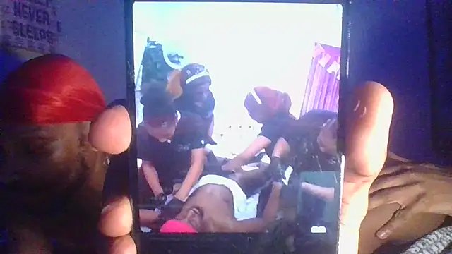 Snapshot of PlayboySavageX chatting on 18, 2, 2025 PlayboySavageX online show from 18, 2, 2025