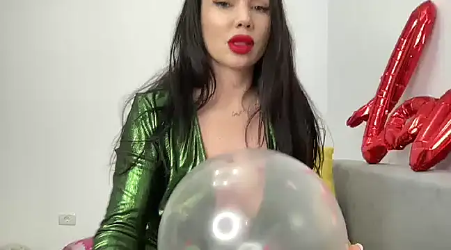 Snapshot of JasmineBlade chatting on 10, 2, 2025 JasmineBlade online show from 10, 2, 2025