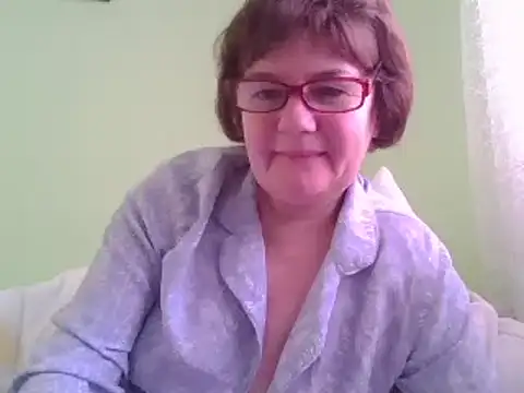 Snapshot of Galina5630 chatting on 8, 3, 2025 Galina5630 online show from 8, 3, 2025
