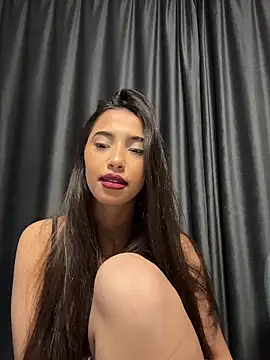 Snapshot of miaceleste chatting on 8, 11, 2025 miaceleste online show from 8, 11, 2025