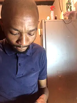 KMbesxxx online show from 10, 9, 2025