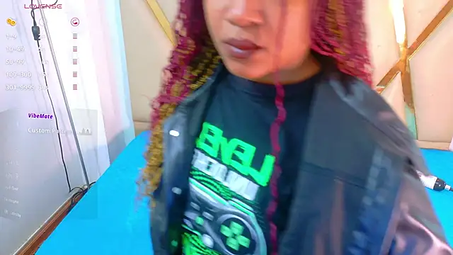 Snapshot of ebonyadiction chatting on 10, 9, 2025 ebonyadiction online show from 10, 9, 2025