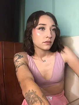 NickiYoung online show from 20, 1, 2025