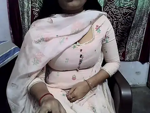 SIYA MAVI online show from 10, 4, 2026