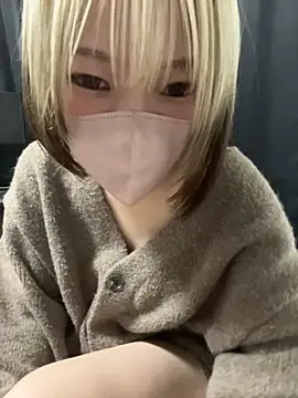 Snapshot of Hikaru-chan chatting on 2, 2, 2025 Hikaru-chan online show from 2, 2, 2025