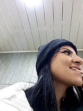 Anniee x online show from 5, 3, 2026