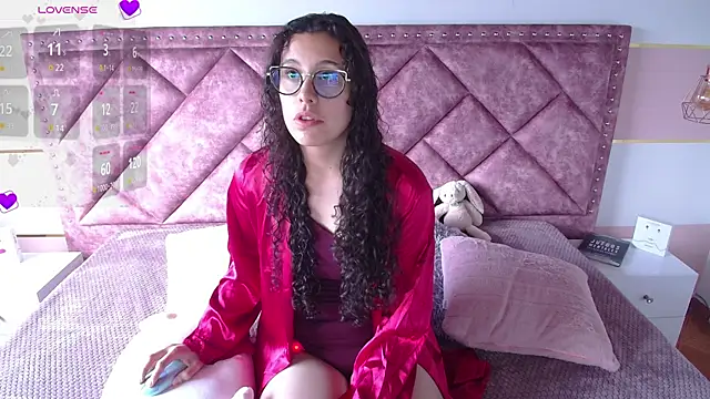 Charlotte  Miller online show from 3, 3, 2025