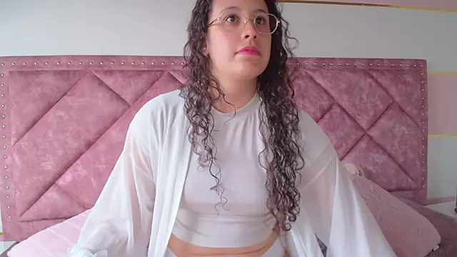 Charlotte  Miller online show from 20, 3, 2025