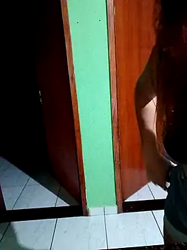 AliceRuivinha2 online show from 13, 3, 2026