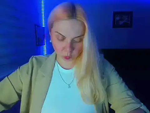 HappyIva online show from 22, 12, 2025