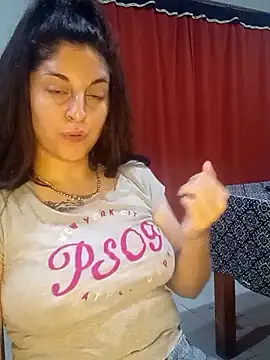 Snapshot of Camilita0 chatting on 12, 10, 2025 Camilita0 online show from 12, 10, 2025