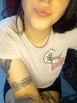 Snapshot of Camilita0 chatting on 11, 11, 2025 Camilita0 online show from 11, 11, 2025