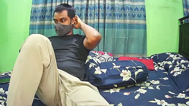 Hot Nila online show from 7, 11, 2025