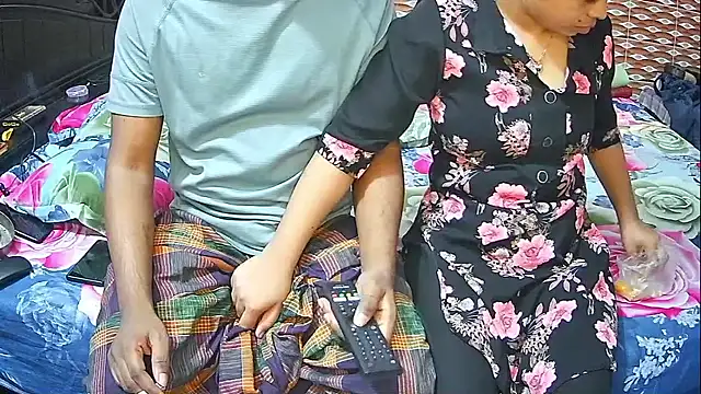 Hot Nila online show from 10, 3, 2026