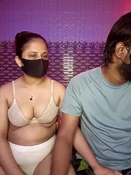 Hot Nila online show from 20, 5, 2026