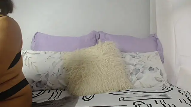 Snapshot of sexytinashe21 chatting on 28, 1, 2025 sexytinashe21 online show from 28, 1, 2025