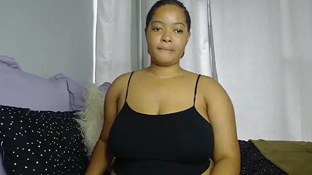 Snapshot of sexytinashe21 chatting on 28, 2, 2025 sexytinashe21 online show from 28, 2, 2025