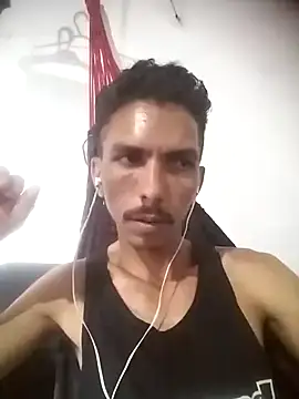 MagrinhoSaradoo online show from 24, 2, 2025