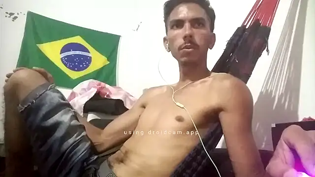 MagrinhoSaradoo online show from 12, 3, 2025