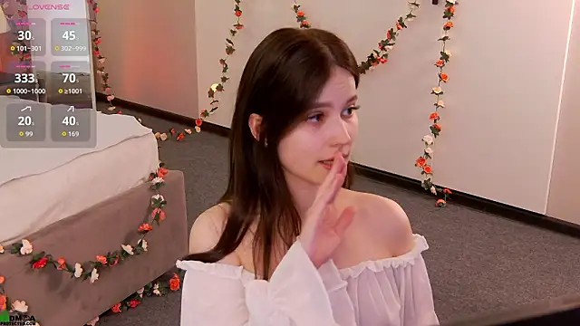 Snapshot of Rina_Red chatting on 22, 3, 2026 Rina Red online show from 22, 3, 2026