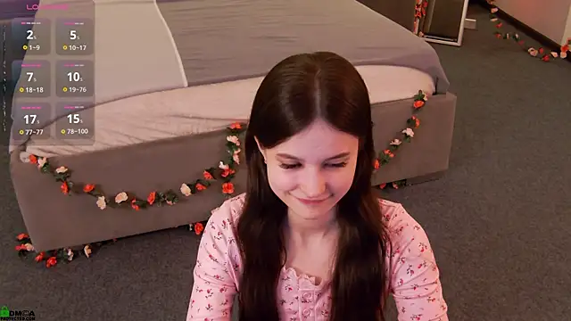 Snapshot of Rina_Red chatting on 5, 4, 2026 Rina Red online show from 5, 4, 2026