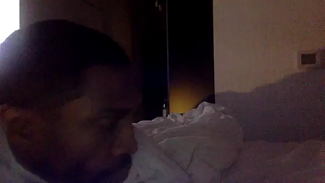 Snapshot of mileshighclub420 chatting on 22, 3, 2025 mileshighclub420 online show from 22, 3, 2025